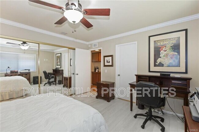 Building Photo - 7175 Summerfield Pl