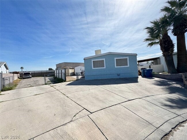 Building Photo - 4905 Fuentes Cir