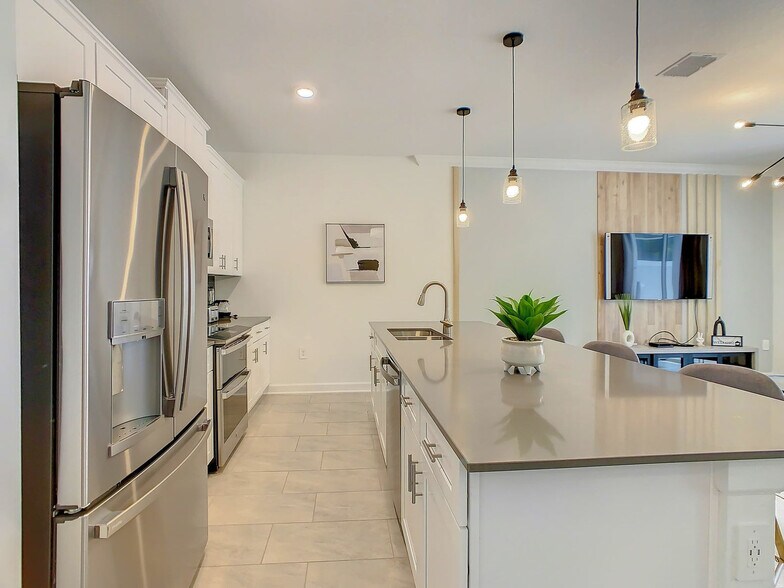 Building Photo - 2573 Reading Trail