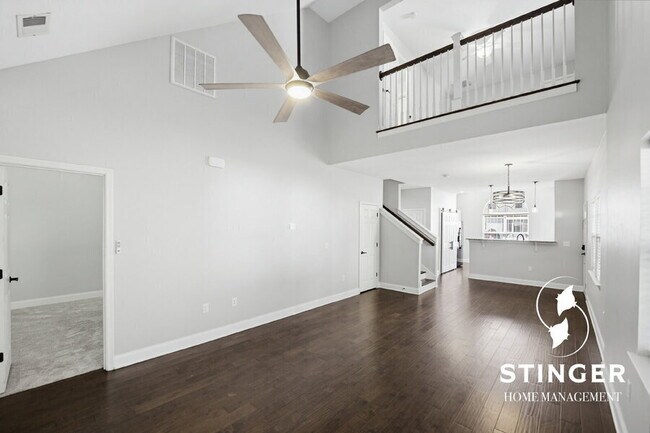 Building Photo - 379 Dante Cir