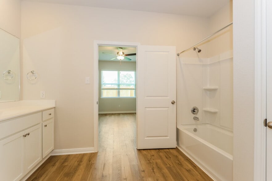 Building Photo - 412 San Miguel Crk Dr