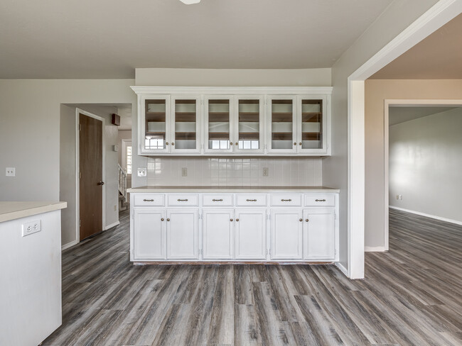 Building Photo - 11308 Meadow Ridge Ln