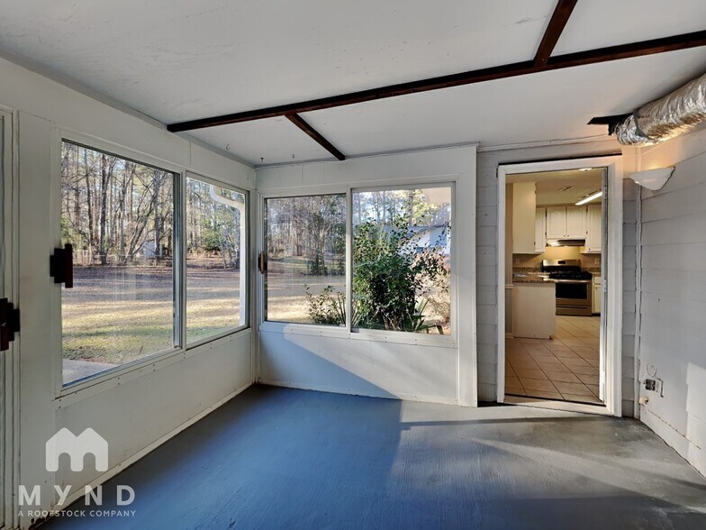 Building Photo - 141 McElroy Rd