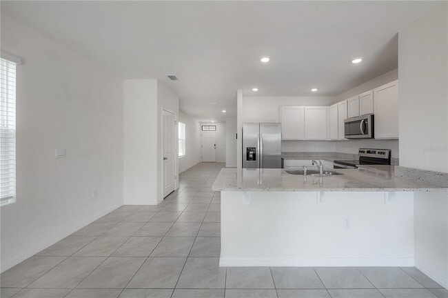 Building Photo - 17042 Oval Rum Dr
