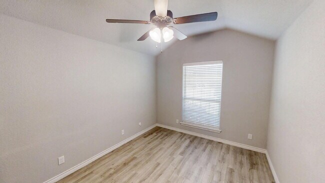 Building Photo - 904 Clanton Cove