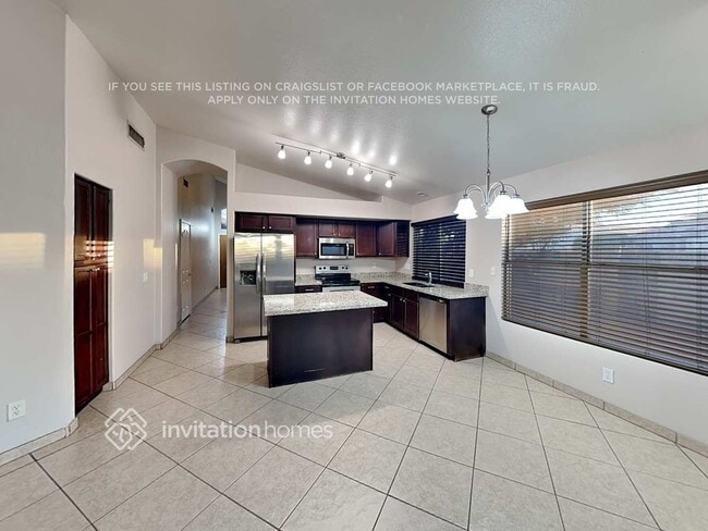 Building Photo - 2404 N 125th Dr