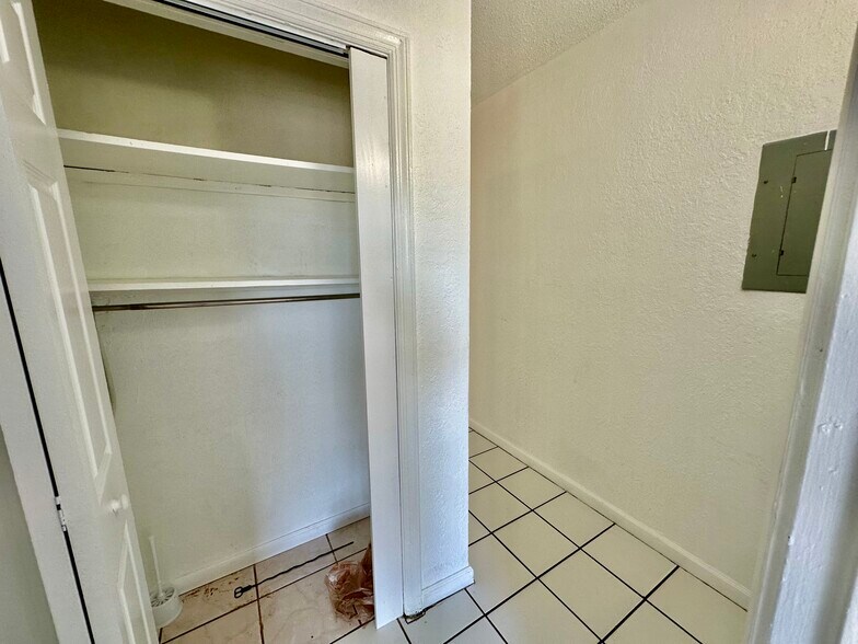 Building Photo - 2987 NW 46th St