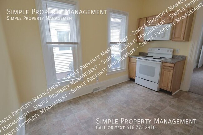 Building Photo - 615 Mc Reynolds Ave NW