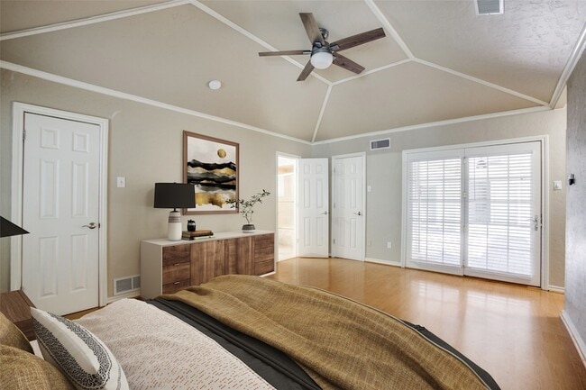 Building Photo - 2700 Quail Ridge Dr