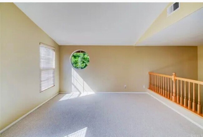 Building Photo - Spacious 4-Bedroom/2.5-Bath Home with Char...