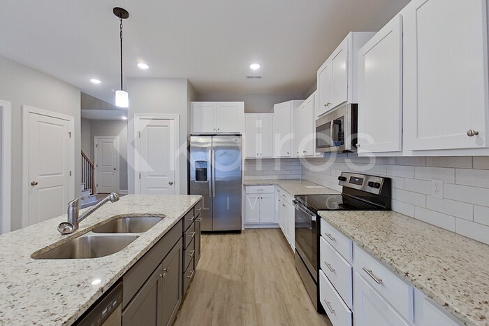 Building Photo - 3717 Oak Leaf Wy