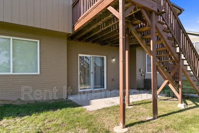 Building Photo - 7425 N 77th Ave