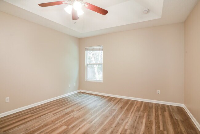 Building Photo - 1972 Cherokee Cove Trail