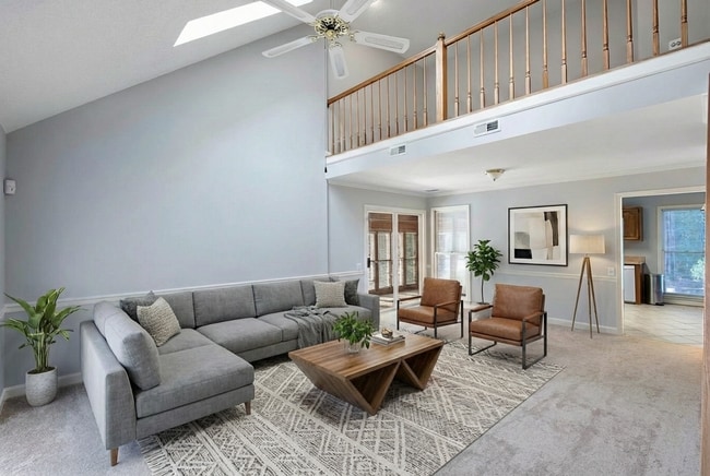 Building Photo - Darling 2 Bedroom Home in Brandermill