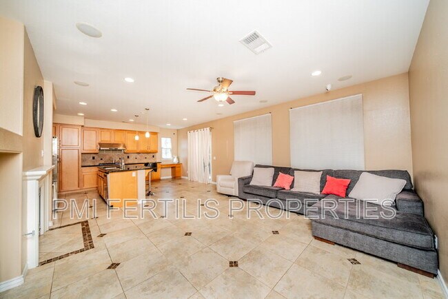 Building Photo - 12494 Breeze Ln