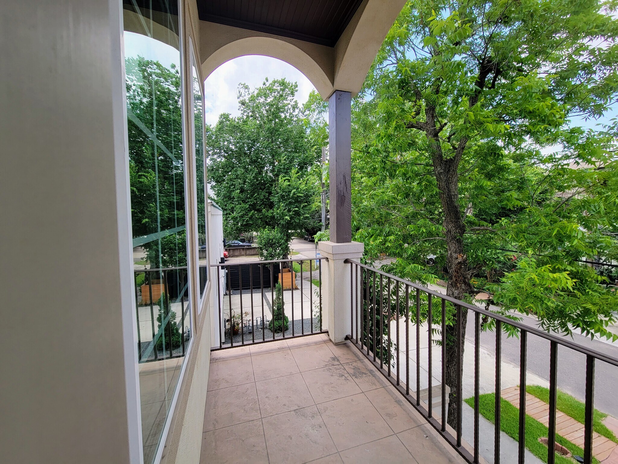 Walk out to your private balcony overlooking the quiet street - 6121 Hamman St