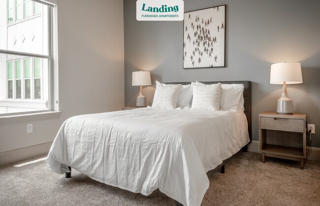 Building Photo - 10300 Katy Fwy