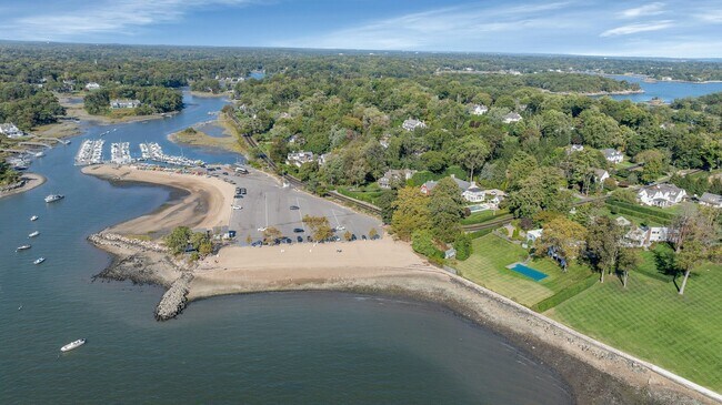 Building Photo - 155 Pear Tree Point Rd
