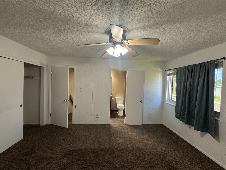 upstairs master bedroom - 5879 S Oak St