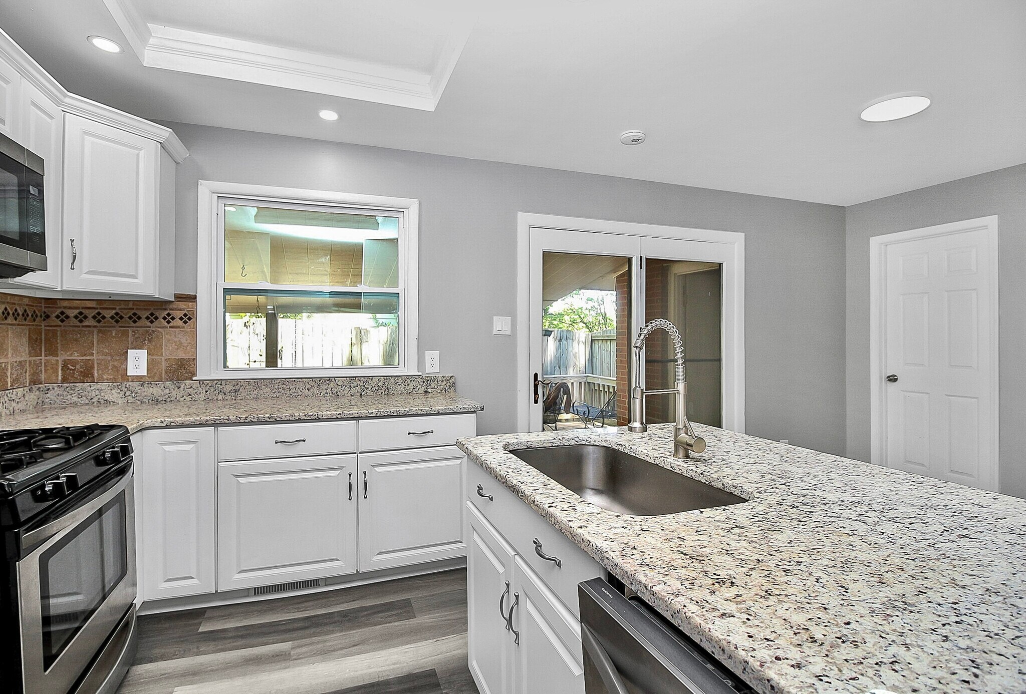 kitchen - 4234 Firwood Ln