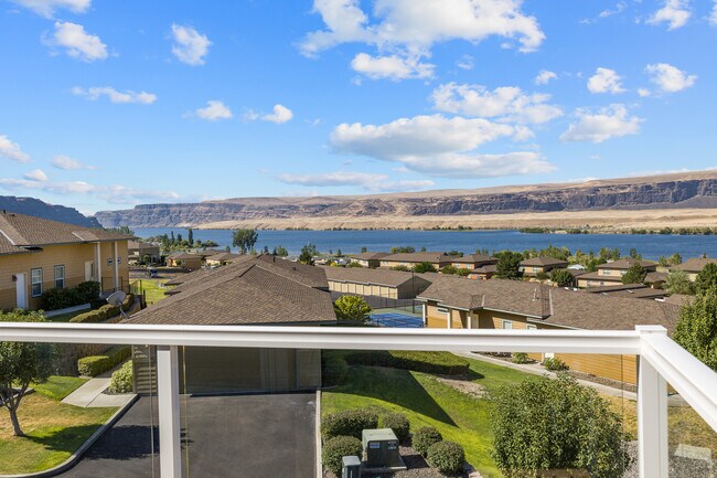 Building Photo - 9287 Riverview Way NW