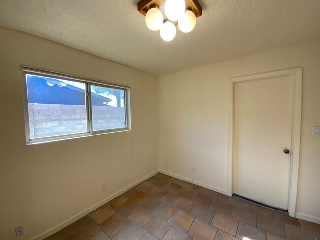 Building Photo - 4 Bedroom Single Story Home Available Near Tramway Blvd NE & Copper Ave NE!