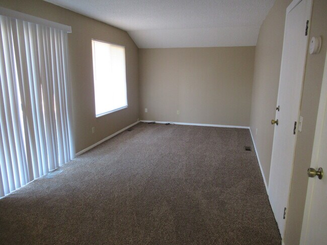 Building Photo - 7980 Belford Dr