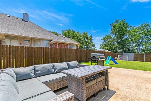 Building Photo - 2421 Teagle Dr