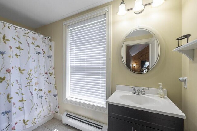 Building Photo - 398 Sam Allen Rd