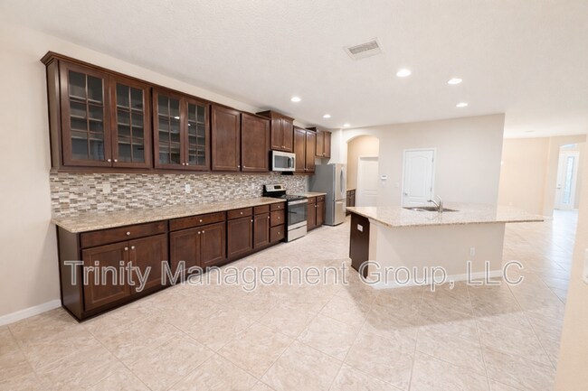 Building Photo - 10383 Machrihanish Cir