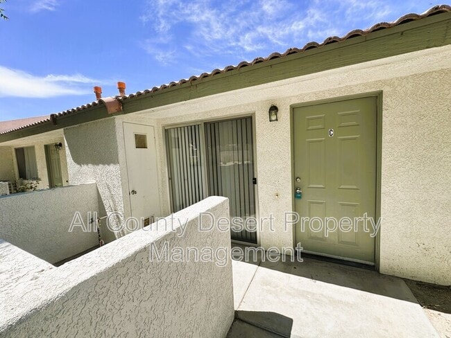 Building Photo - 73735 Santa Rosa Way