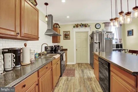 Building Photo - 511 E Main St