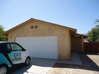 Building Photo - Charming 2-Bedroom, 1-Bath Home for Rent i...