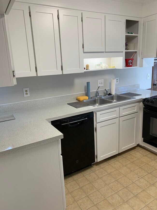 Building Photo - 7504 Milestone Ct