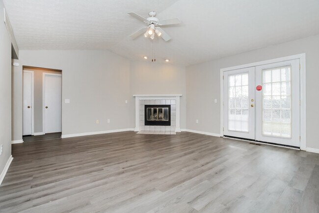 Building Photo - Adorable 3 Bedroom Ranch