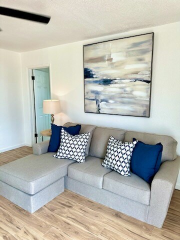 Building Photo - 1317 E 8th St