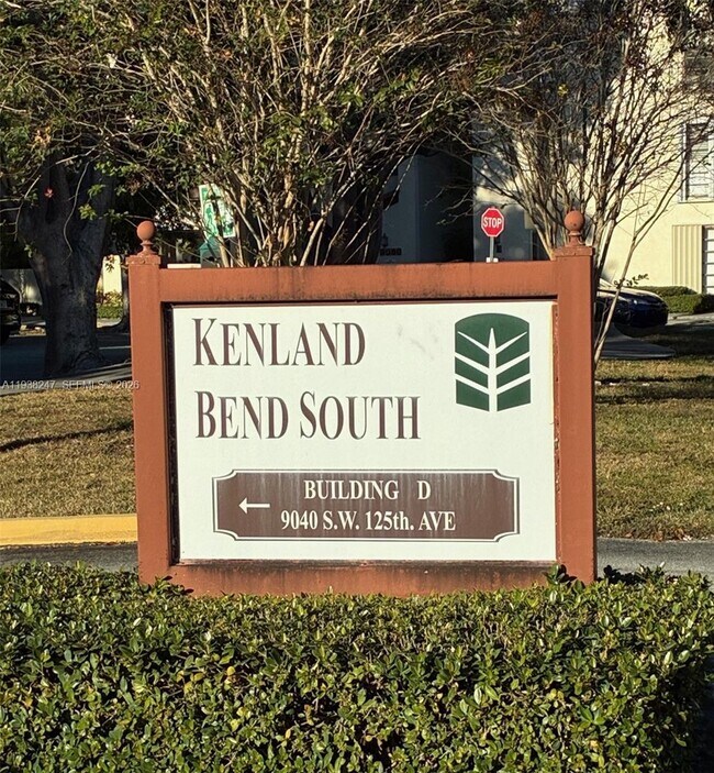 Building Photo - 9040 SW 125th Ave