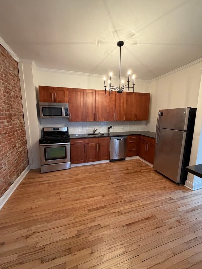 Building Photo - Fully Renovated 3BR/1.5 Bath in Olde Towne East!