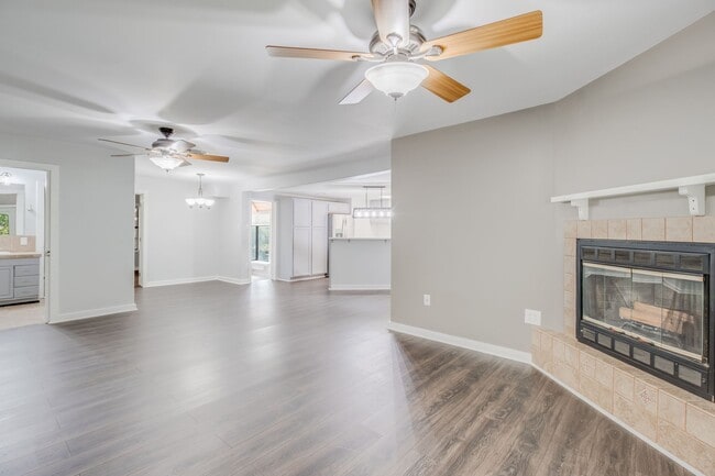 Building Photo - 473 Jim Money Rd