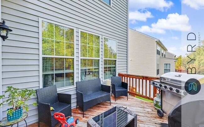 Building Photo - 7413 Nicklaus Cir