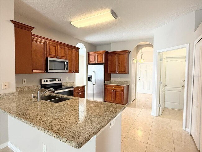 Building Photo - 10301 Goldenbrook Way