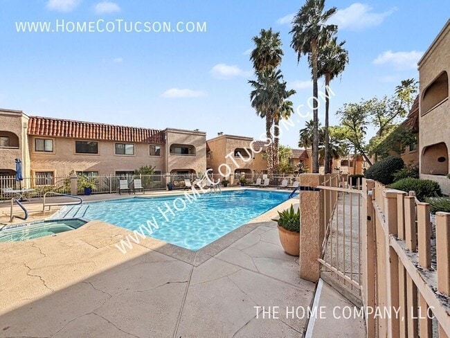 Building Photo - 5750 N Camino Esplendora