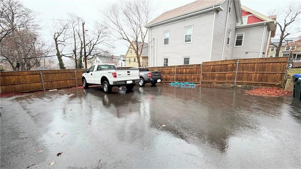 Building Photo - 78 Cypress St