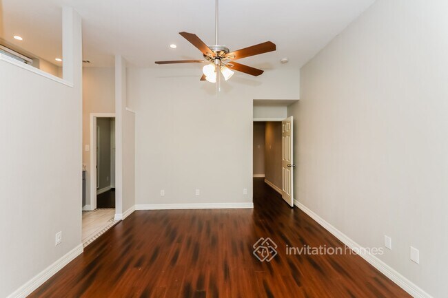 Building Photo - 15522 4 Leaf Dr