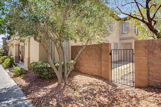 Building Photo - 2435 Cordoba Bluff Ct