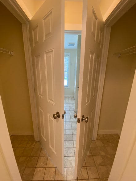 Building Photo - 3761 N Four Mile Rd