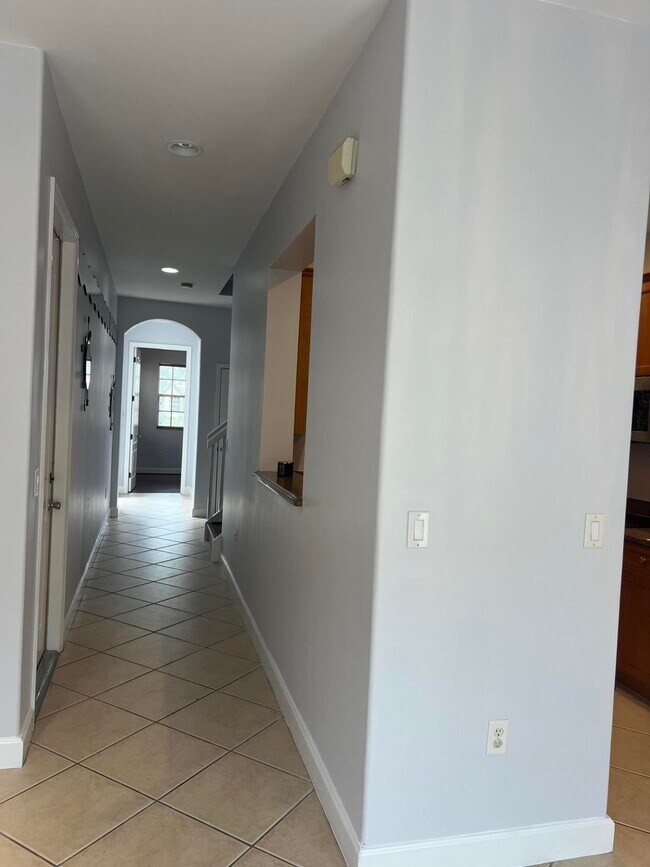 Building Photo - 8657 Blaze Ct