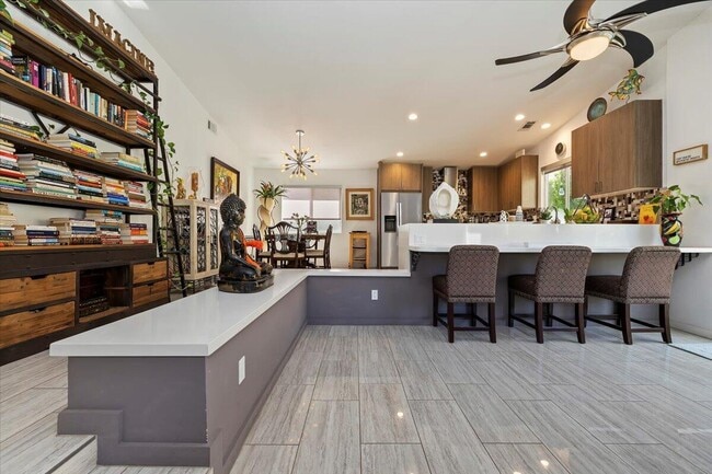 Building Photo - 52273 Avenida Madero