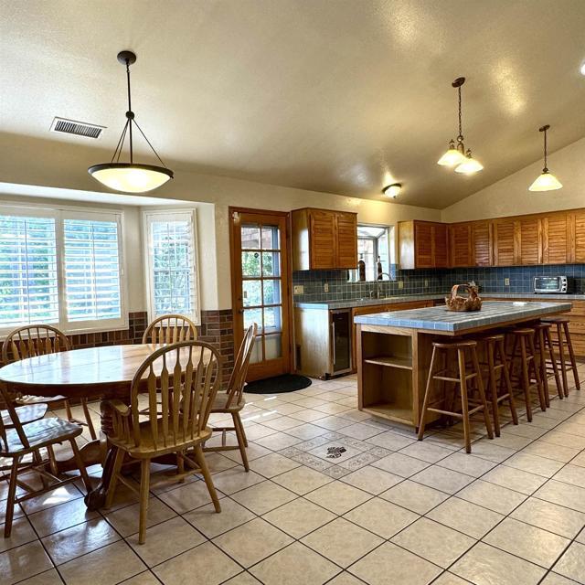 Building Photo - 2848 Los Alisos S