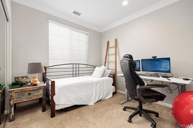 Building Photo - 640 Seaward Ave